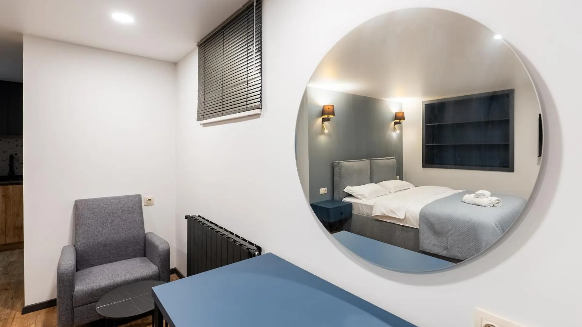 Stones Throw Apartments Tiflis Apart Otel